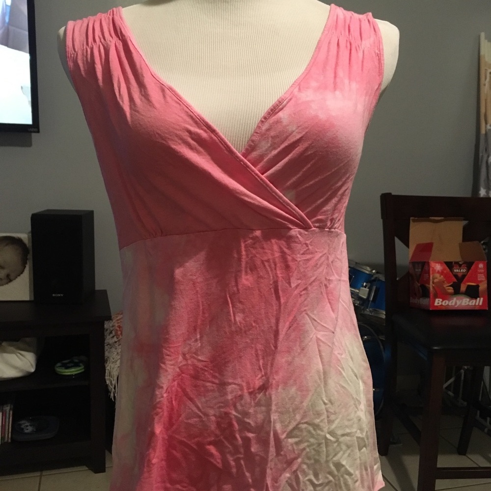 H&M Pink and White Maternity Tee